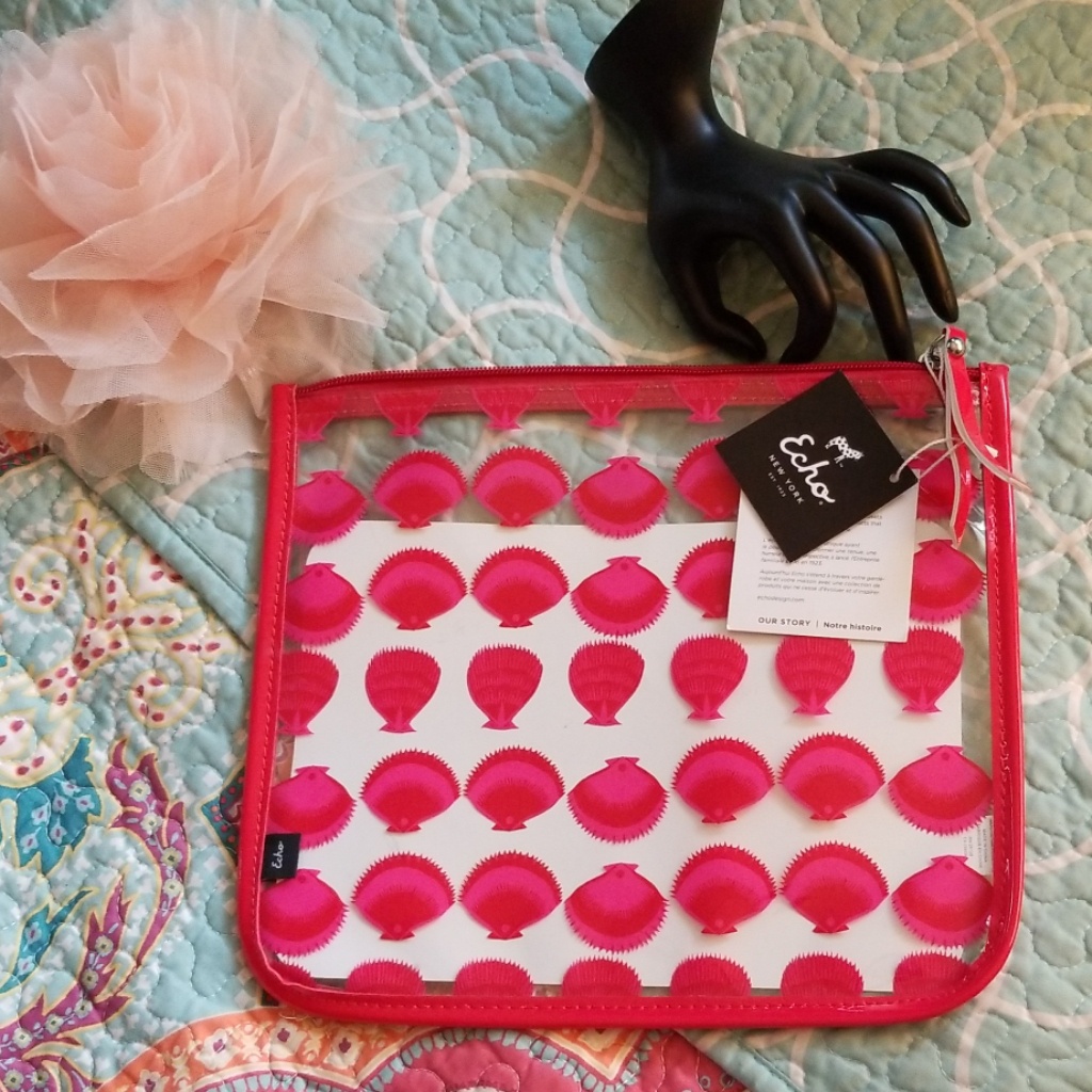 Echo Device Dry Pouch